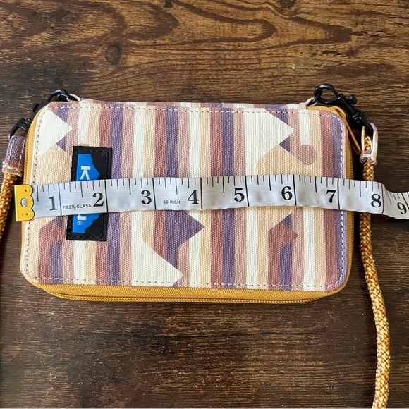 KAVU Go Time Bi-Fold Crossbody Wallet with Rope Strap - Summit View Western - Picture 2 of 11